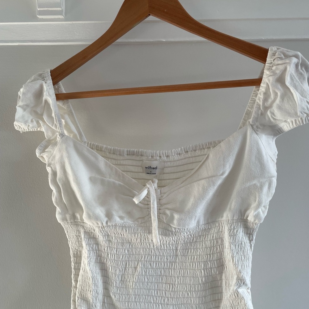 Aritzia Wilfred White Smocked Blouse